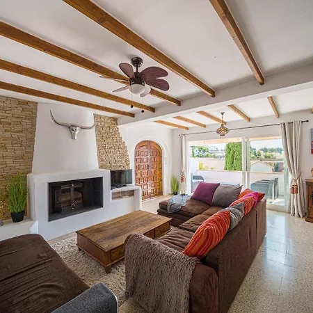 Casa Helena Moraira