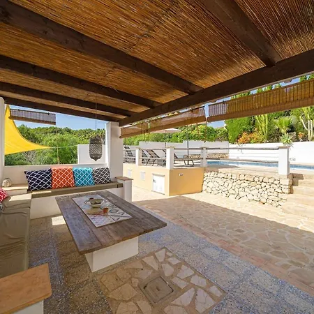 Casa Helena Moraira Fanadix